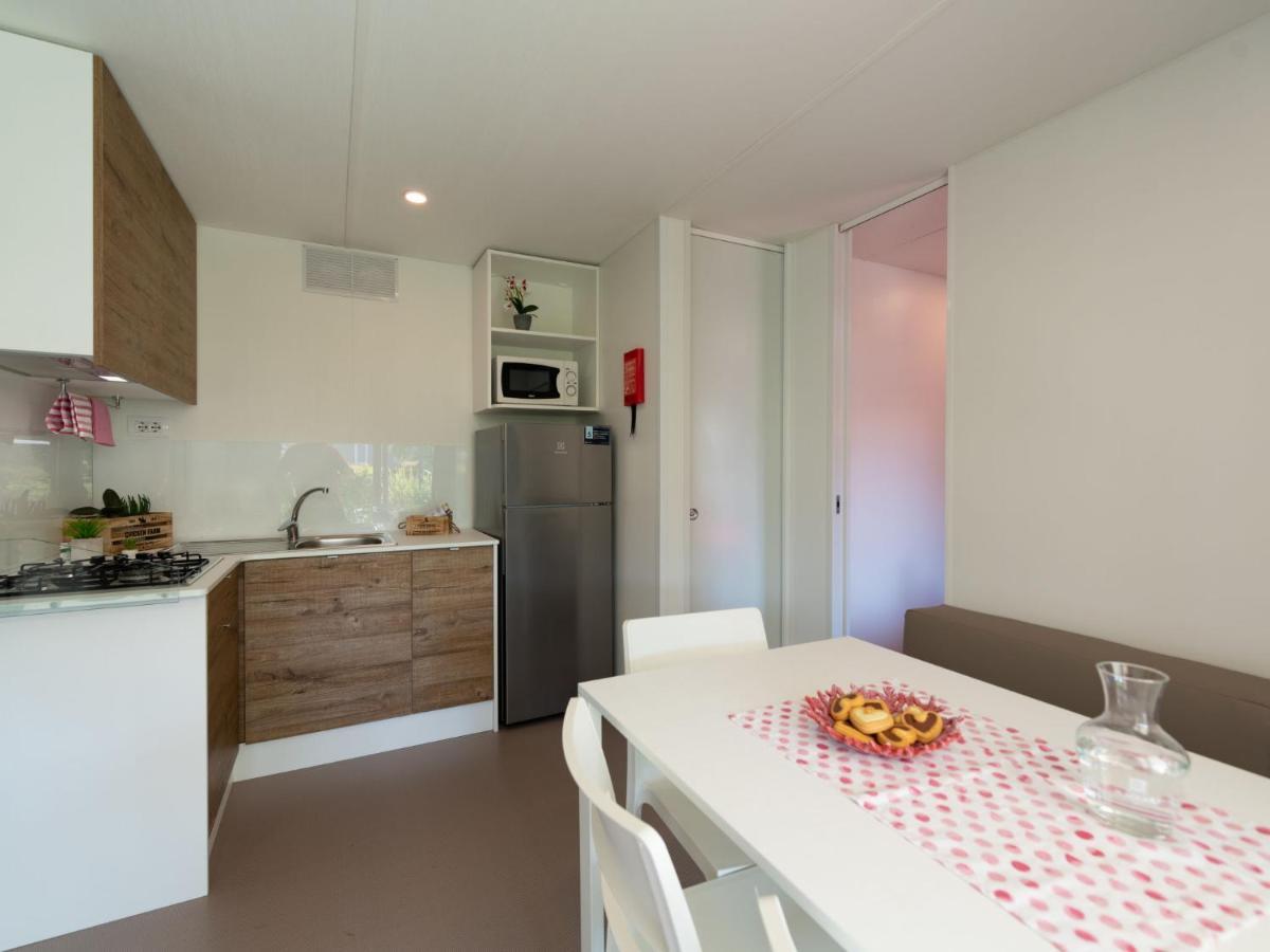 Holiday Home Garda Suite Deluxe By Interhome 리볼텔라 외부 사진